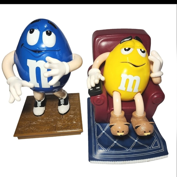 2 Vintage Large M&M Candy Dispensers Yellow Blue Peanuts Recliner TV Remote EUC - Picture 1 of 10